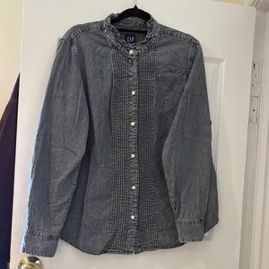 GAP women Charcoal Button-Down Shirt